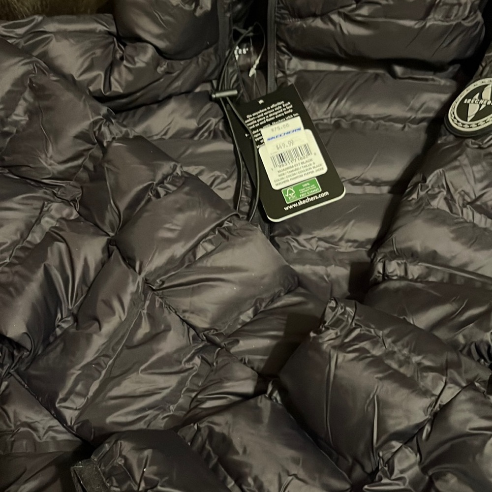Sketchers puffer jacket size small